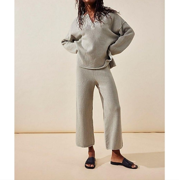 NWOT, ❤ , Free People Beach. "Hailee sweater - Picture 10 of 16